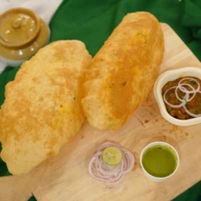 Cholle Bhature , Achari aloo , Chutney Pyaz , Pickle