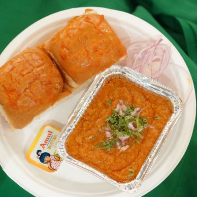 Pav Bhaji (Amul Butter Pao Bhaji)