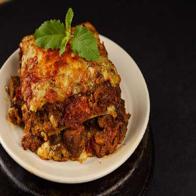 Non Veg Lasagna - Rosy Red