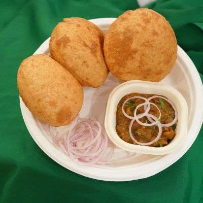 Bedmi poori with Cholle 3 pcs
