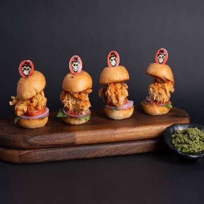 Fried Pesto Chicken Dip Burger
