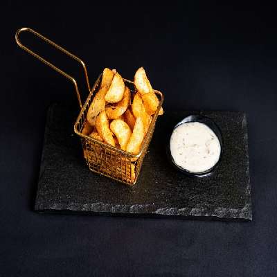 Classic Salted Potato Wedges