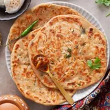 CHILLI GARLIC PARANTHA