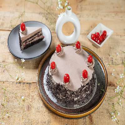 Black Forest Cake 1 Pound