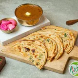 Dal Makhani With Choice Of Bread