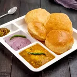 Puri With Kaddu & Aloo Sabji [4 Pcs].