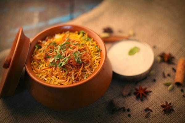 Veg Biryani With Raita