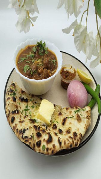 Chola With Kulcha