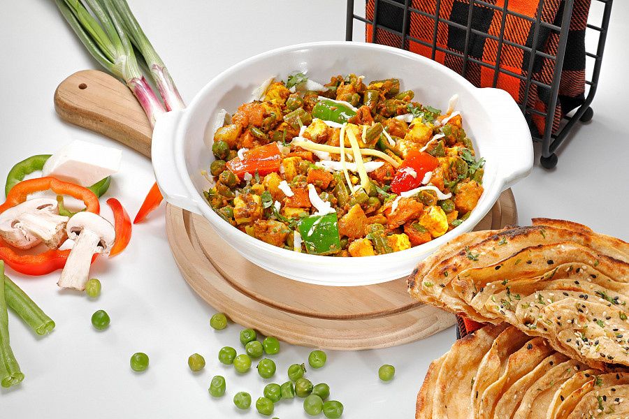 Mix Vegetables With Choice Of Bread