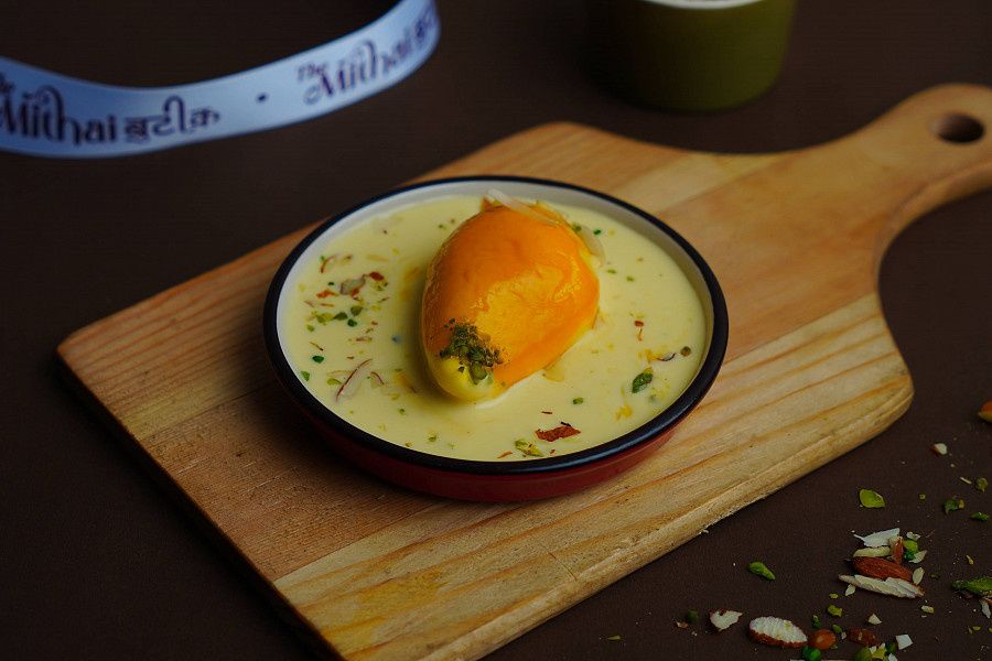 MANGO MALAI ROLL (BOUTIQUE SIGNATURE)