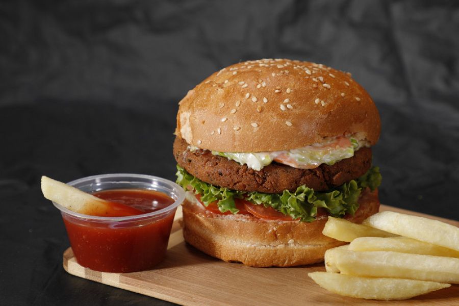 Chipotle Paneer Burger