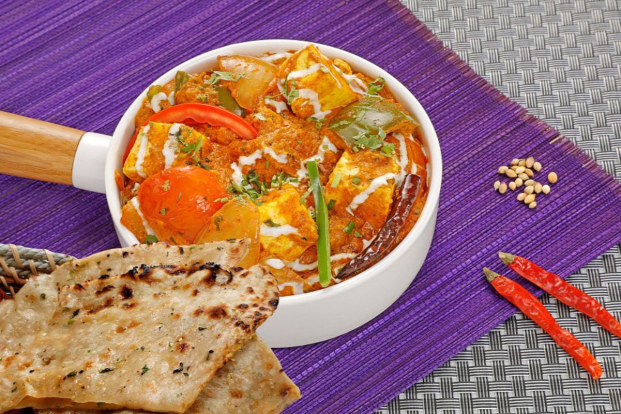 Kadhai Paneer With Choice Of Bread