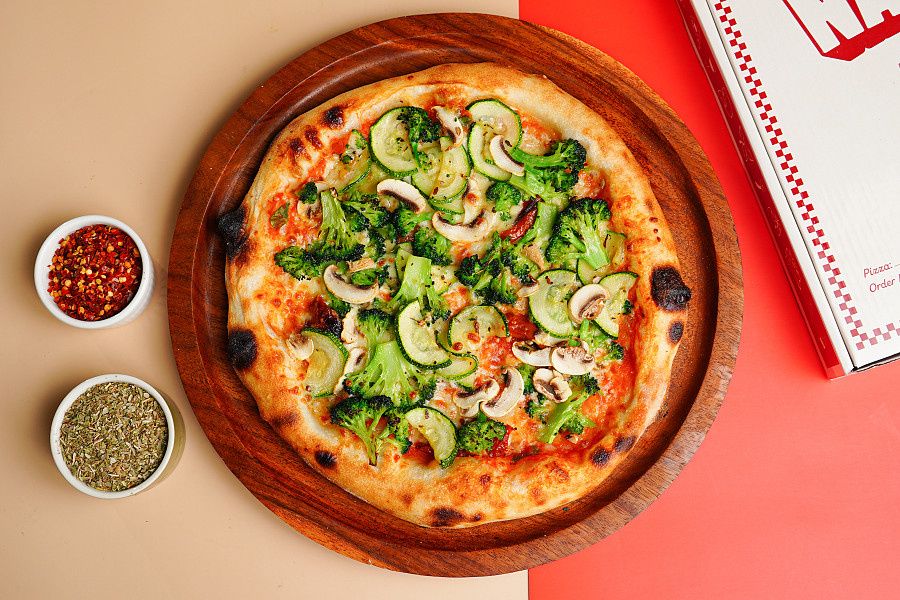 Primavera Pizza