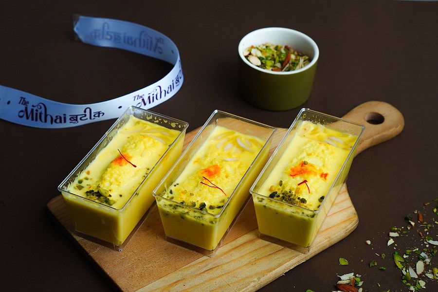 KESAR MALAI ROLL