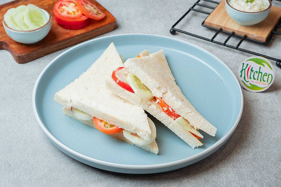 Fresh Veggie Sandwich