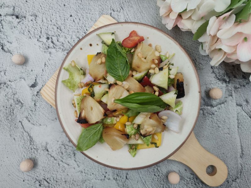 BBQ Roast Pineapple Salad