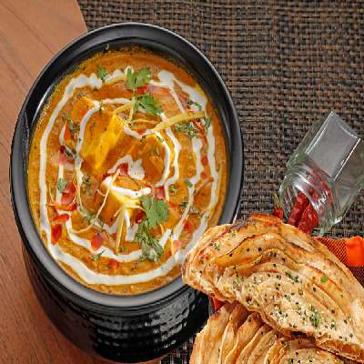 Kadhai Paneer With Naan