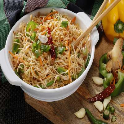 Veg Chilli Garlic Noodles