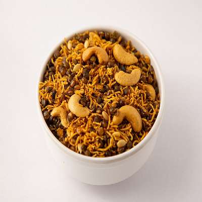 Kaju Masoor Dalmoth (400gm)