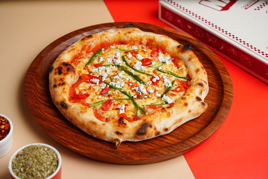 Cheese And Chili Pizza