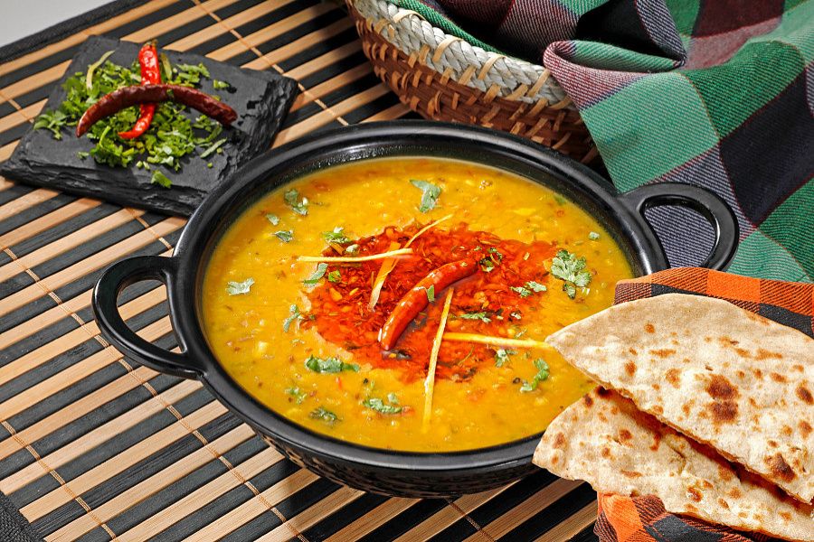 Dal Arhar Fry With Tandoori Roti