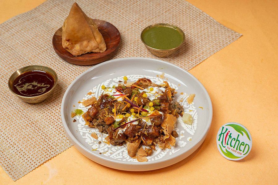 Samosa Chaat (Boutique Signature)