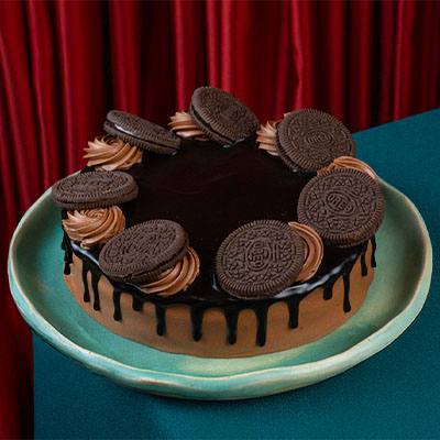 Cream Cheese Oreo Cake