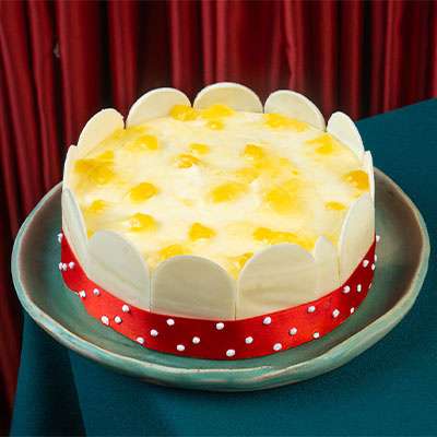 Gourmet Pineapple Eggless Cake