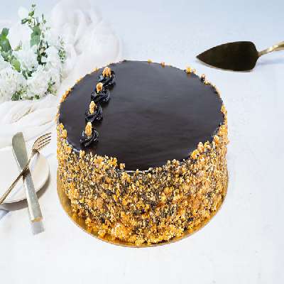 Nutty Choco Delight Cake [450 G, Serves 2-4]
