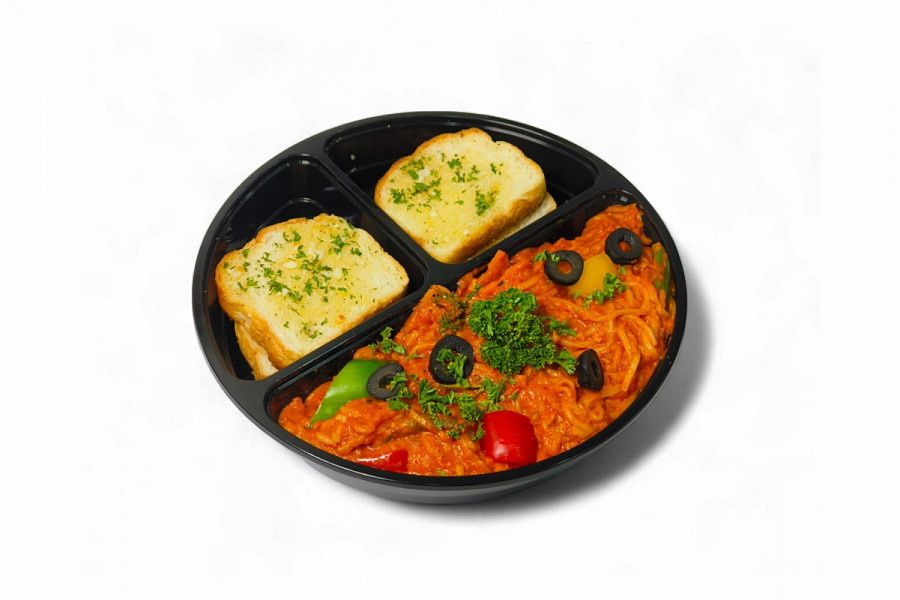 Spagheti In Rose' Sauce- Garlic Bread