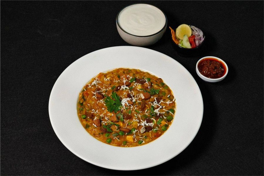 Royal Dal Khichdi-curd