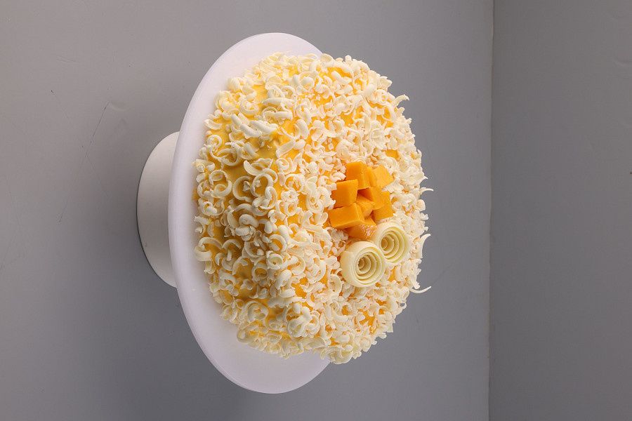 Mango White Chocolate Cake