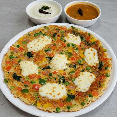 Mix Veg Cheese Uttapam