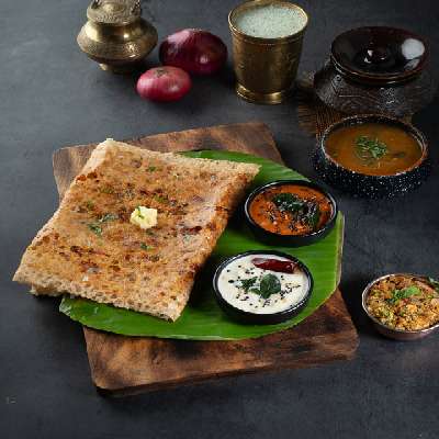 Onion Rawa Paneer Dosa
