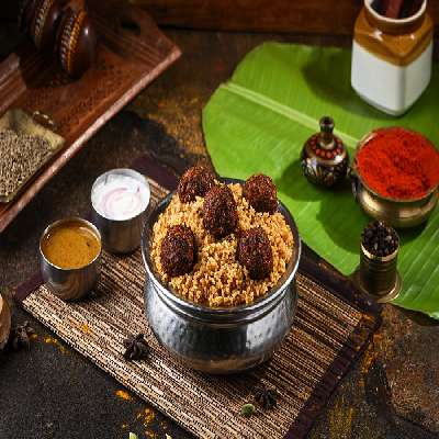 Thalappakatti Mutton Kola Biryani