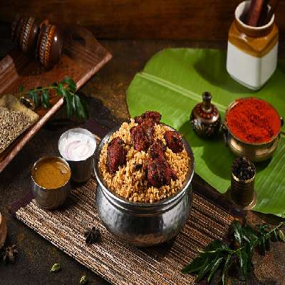 Thalappakatti Boneless Chicken 65 Biryani