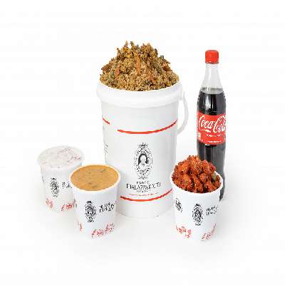 Thalappakatti Special Family Bucket Veg Biryani (Serves 4)
