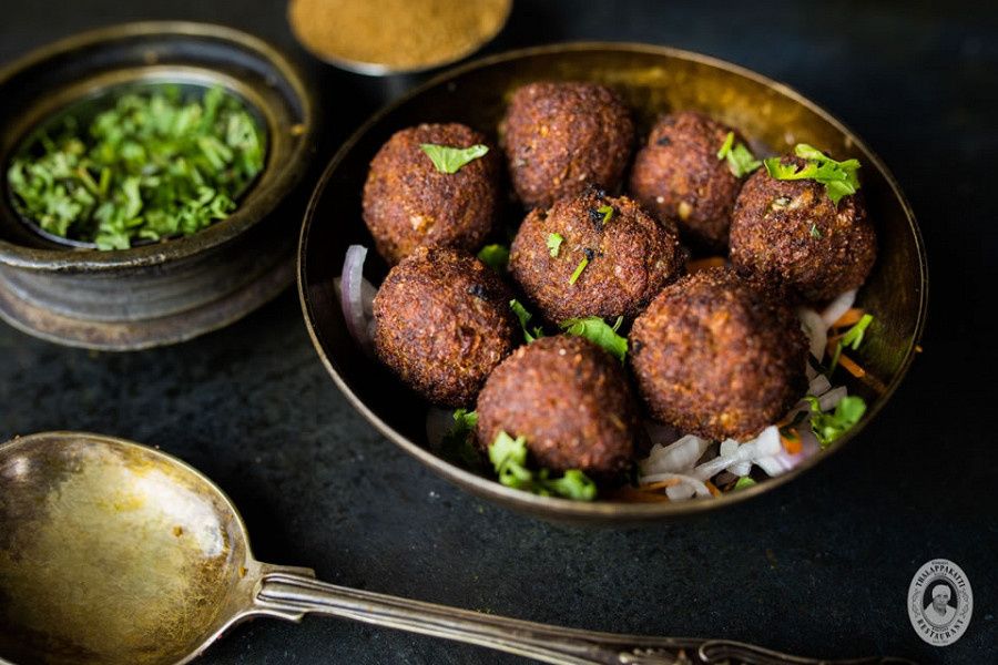 Veetu Style Kola Urundai [Mutton Kola]