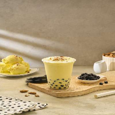 Butterscotch Boba Milkshake