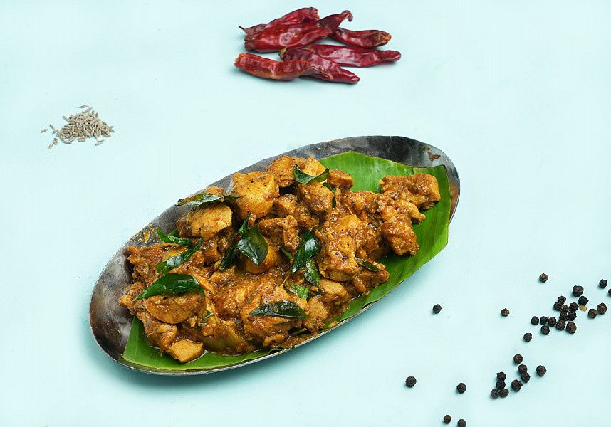 Chicken Kaattu Varuval [Sukka Style]