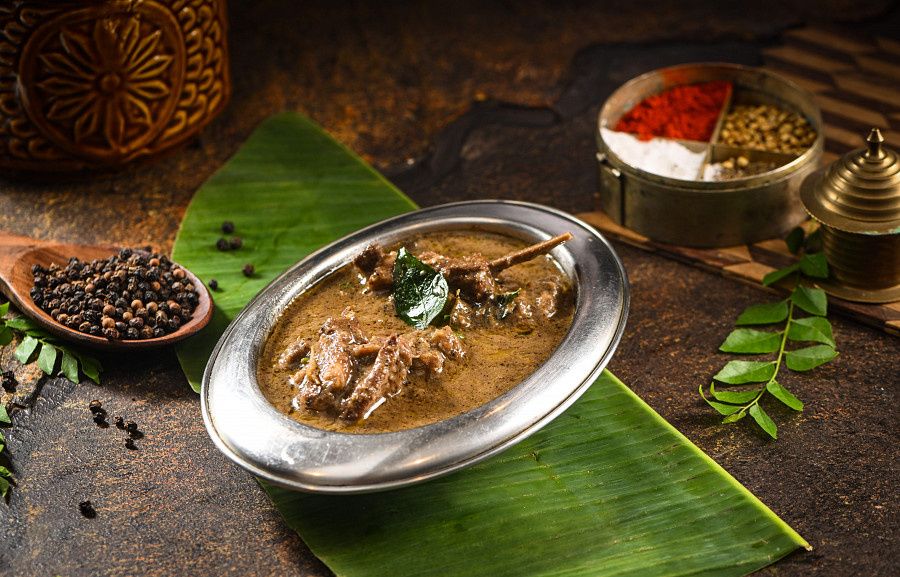 Gramathu Nenjukari Kulambu [Mutton Chops]