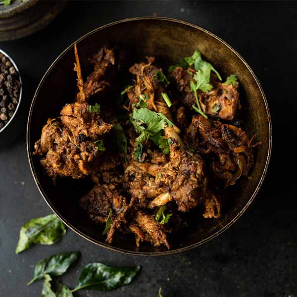 Nattu Kozhi Idicha Varuval [Country Chicken]