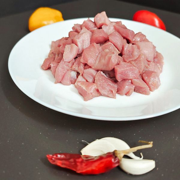 Buff - Boneless [Small Pieces] [500 Grams]