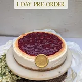 Baked Cheese Cake With Strawberry