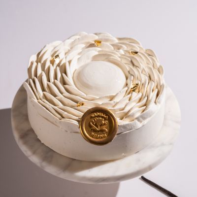 Fleur De Vanille Cake.