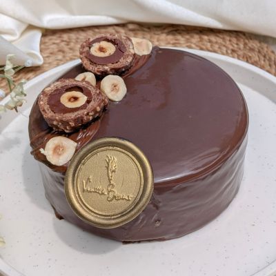 Rocher Bento Cake