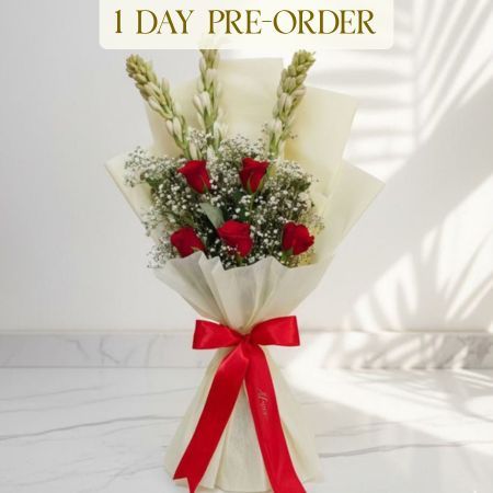 Rajnigandha & Rose Hand Bouquet