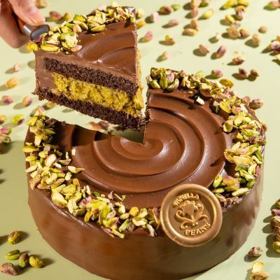 Kunafa Pistachio Chocolate Cake