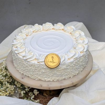 Vanilla Velvet Cream Cake