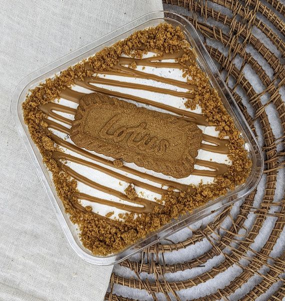 Lotus Biscoff Fresh Cream Cake Tub